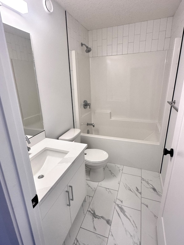 Building Photo - 7741-174A 174A Ave NW