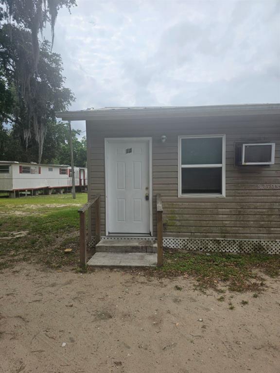 110 Forest Ave Unit 12, Davenport, FL 33837 Room for Rent in