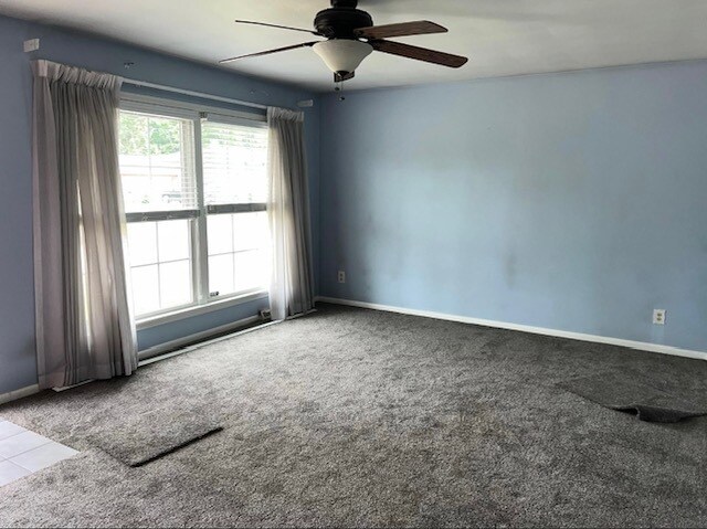 Foto del edificio - 318 Meadowbrook Dr