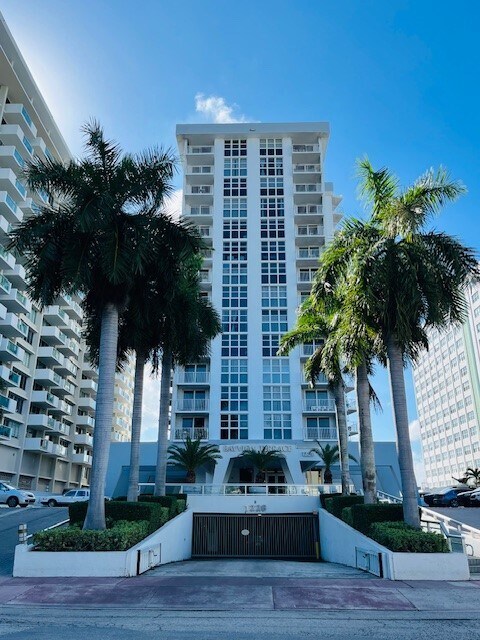 Foto del edificio - 1228 West Ave