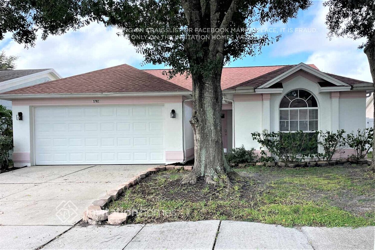 Foto principal - 9782 Fox Chapel Rd