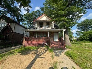 Building Photo - 15766 Woodingham Dr