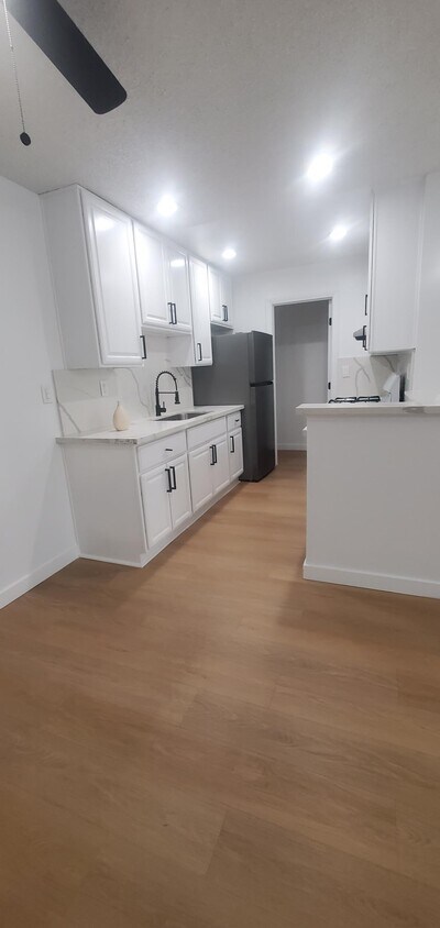 Photo - 16787 Miller Ave-B10