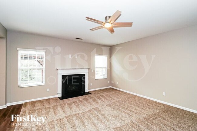 Foto del edificio - 4026 Clover Rd NW