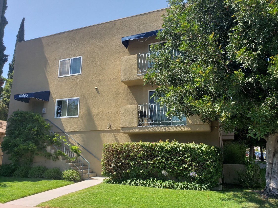 76 Apartments for Rent in Toluca Lake, CA Westside Rentals