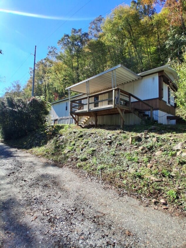$1,800 - 2 Bedroom / 1 Bath Mobile Home Si... - $1,800 - 2 Bedroom / 1 Bath Mobile Home Si...
