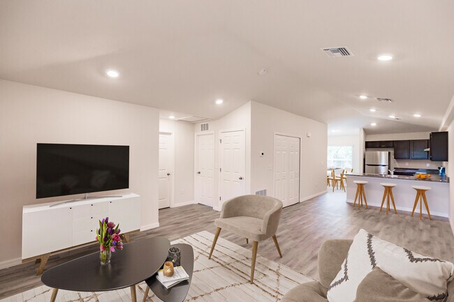 Foto del interior - 27074 Adams St