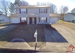 Building Photo - 3947 Webb Oaks Ct