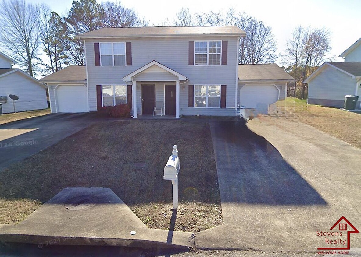 Foto principal - 3947 Webb Oaks Ct