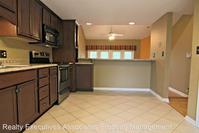 Building Photo - 3 br, 2 bath House - 3638 Topside Road Unit C