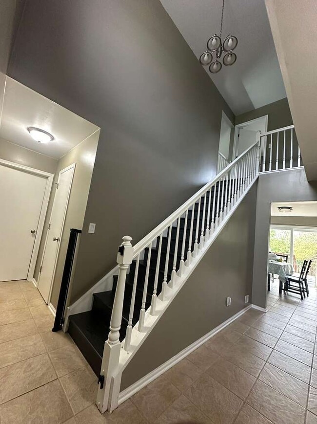 Building Photo - 22102 W Plymouth Cir