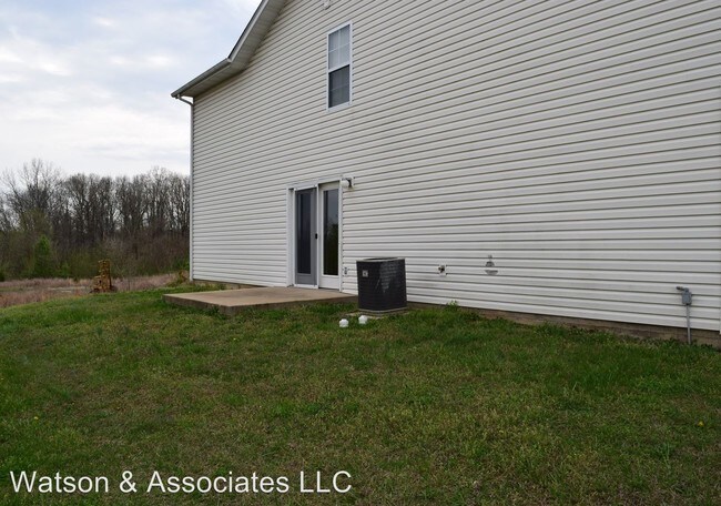 Building Photo - 16860 Huntington Ln