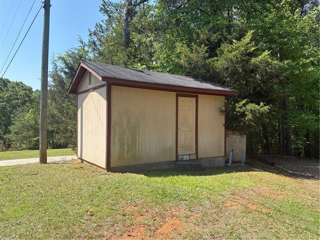 Building Photo - 4620 Enota Ct