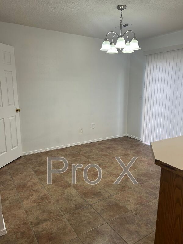 Foto del edificio - 1013 SE 5th St