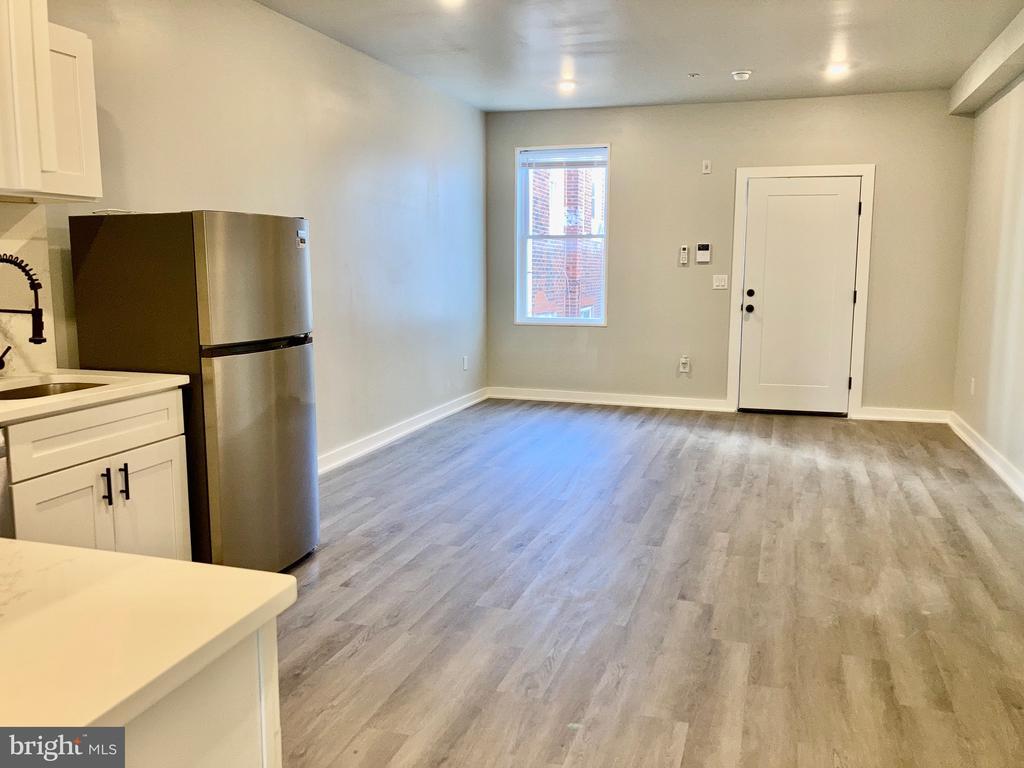 Foto principal - 5416 Baltimore Ave