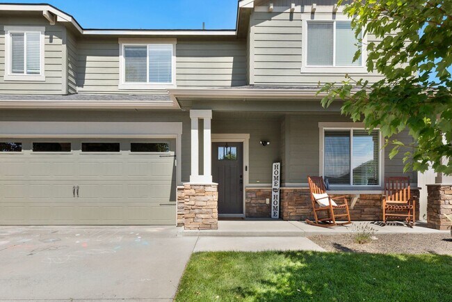 Foto del edificio - Spacious Two-Story Retreat in South Boise