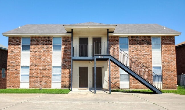 Building Photo - 1504 Windward Dr