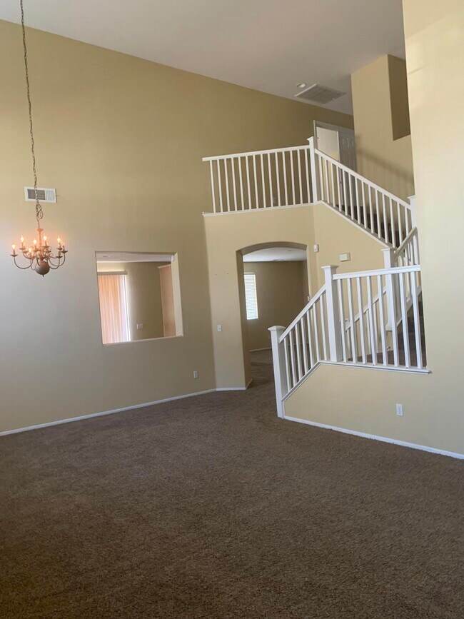 Foto del edificio - 43334 Harbor St