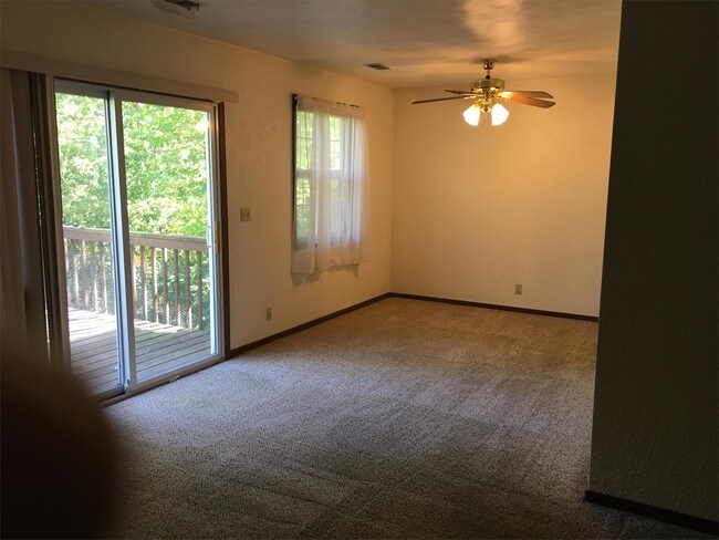 Foto del edificio - 408 N Highland St