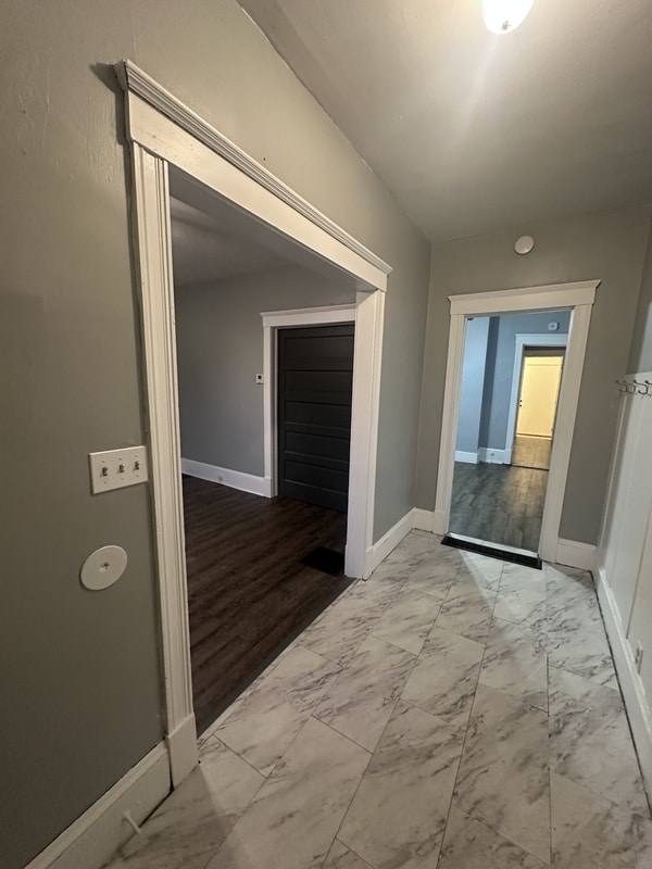 Building Photo - 9415 Edmunds Ave