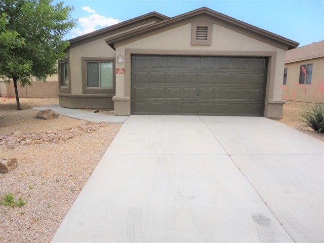 Primary Photo - 5870 E Chaucers Drive