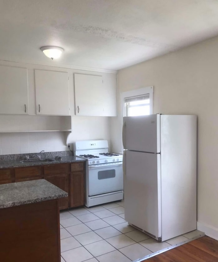 Photo - 118 Seabury St