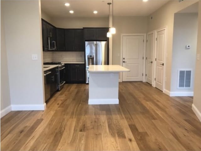 Building Photo - 169 W Broadway