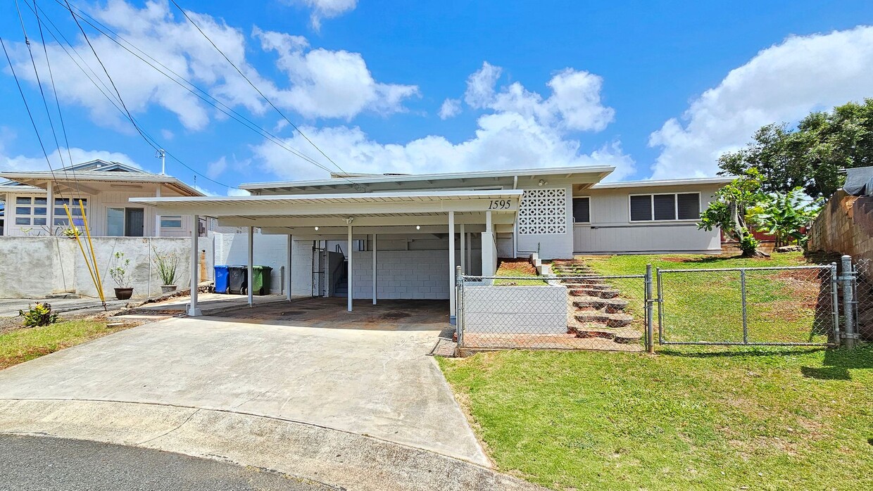 Foto principal - Pearl City - Newly remodeled 3 bedroom, 1 ...