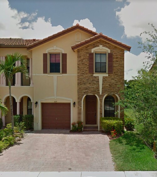 3133 NW 102nd Path, Doral, FL 33172 Townhome Rentals in Doral FL