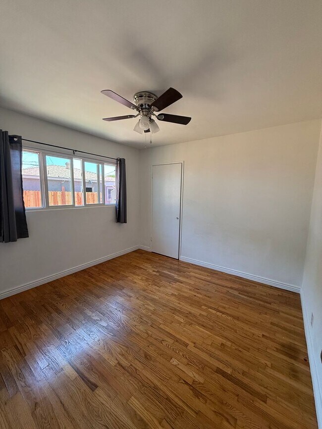 Foto del edificio - 3 BEDROOM 1.5 BATH HOUSE