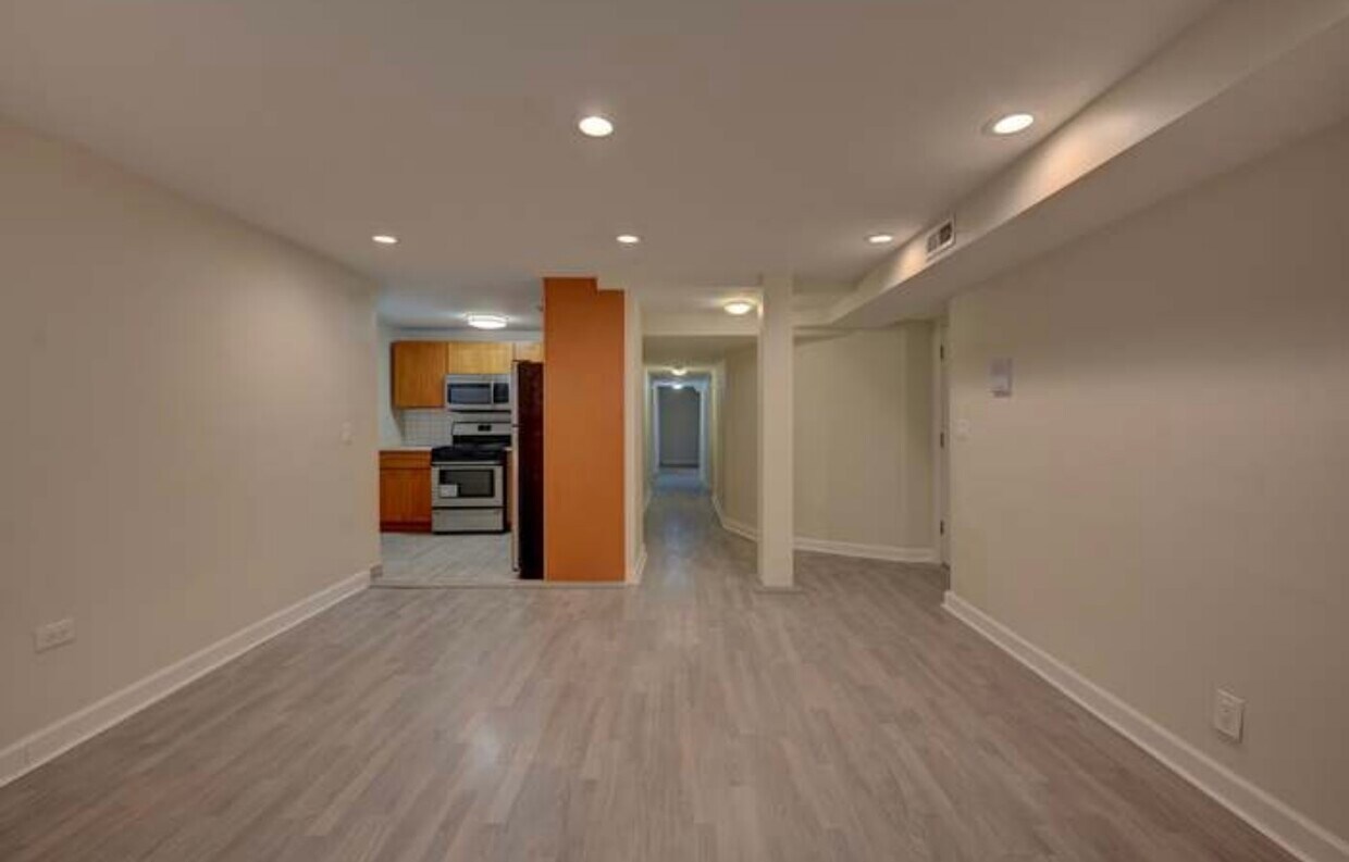 Living Room - 6116 S Evans Ave