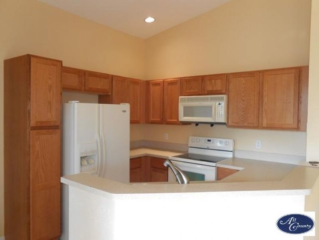 Building Photo - 3254 Mirella Dr
