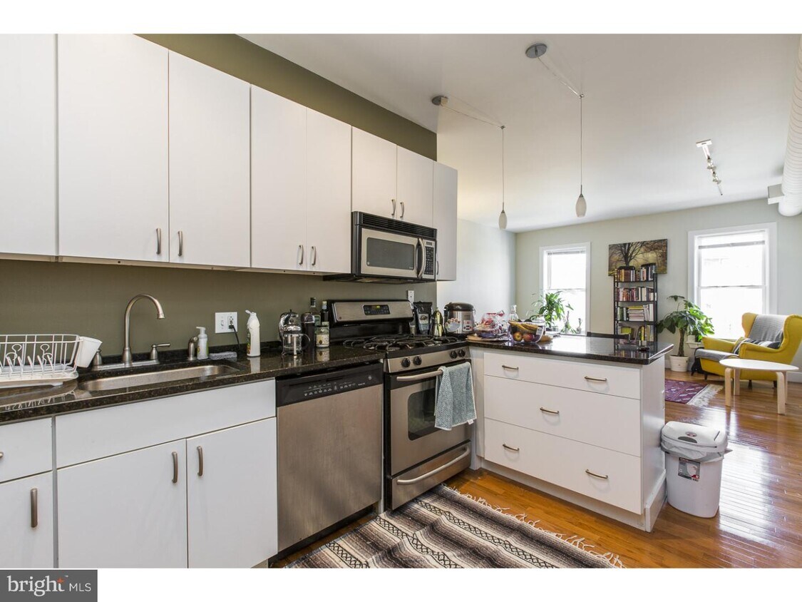 Foto principal - 2227 Kater St