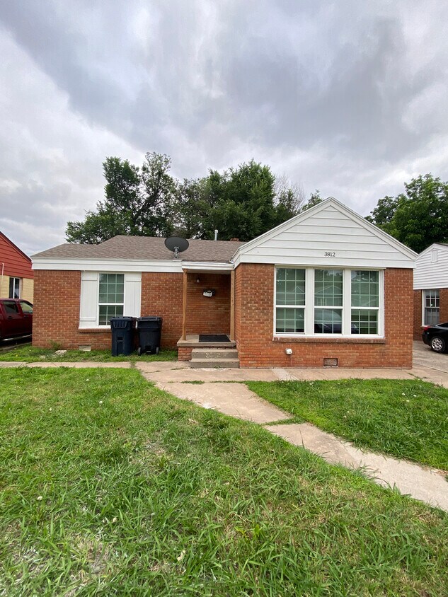 Primary Photo - 3812 NW 16th St