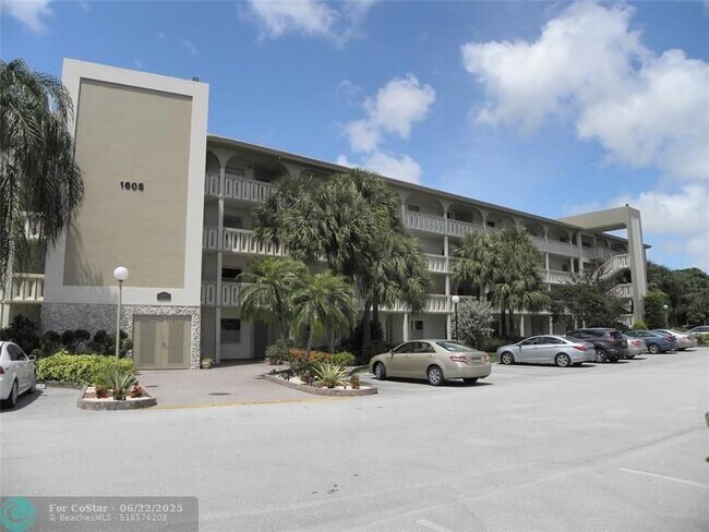 Foto del edificio - 1605 Abaco Dr