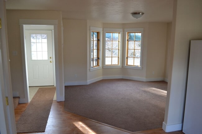 Foto del edificio - Oak Street Duplex