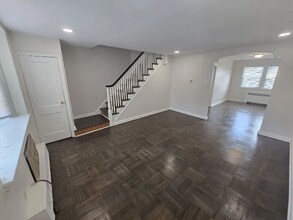 Building Photo - 6449 Marsden St