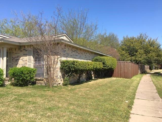 Building Photo - 2027 Crestover Cir