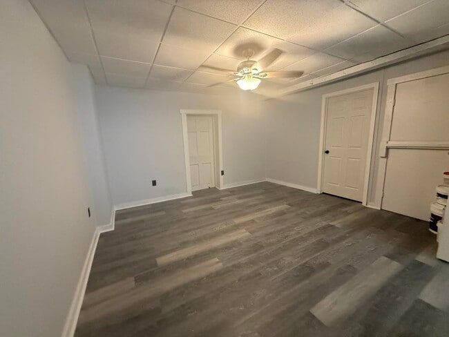 Building Photo - 155 N Main St