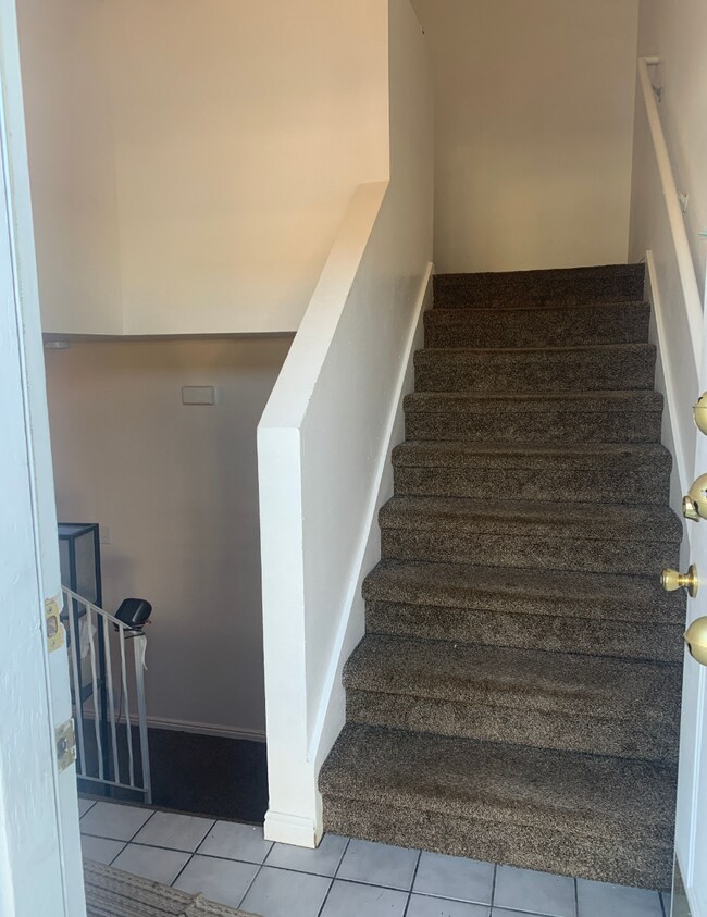 Building Photo - 1703 W 680 N