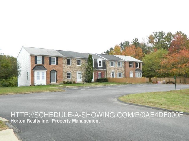 Building Photo - 22019 Valley Estates Dr