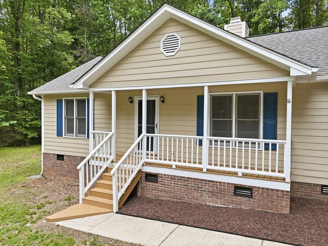 Building Photo - 2736 Stageline Dr