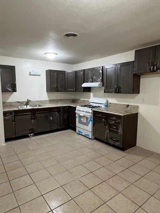 Foto del edificio - Beautiful House for Rent in Niland