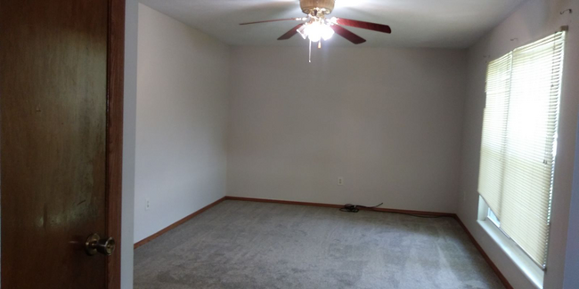 Foto del edificio - 221 Candace St