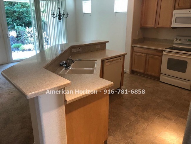 Building Photo - LEASED--Sun City Lincoln Three Bedroom