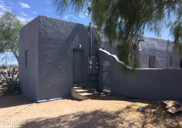 Foto del edificio - 2 br, 1 bath House - 2651 N Stone Ave