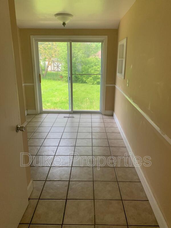 Building Photo - 261 Morrow Dr