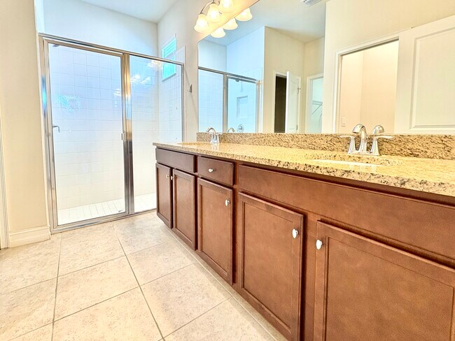 Foto del edificio - 4417 Conchfish Ln