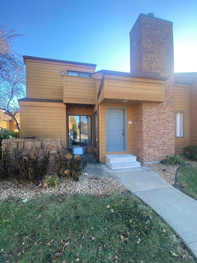 Foto del edificio - 3440 S Delaware Ave