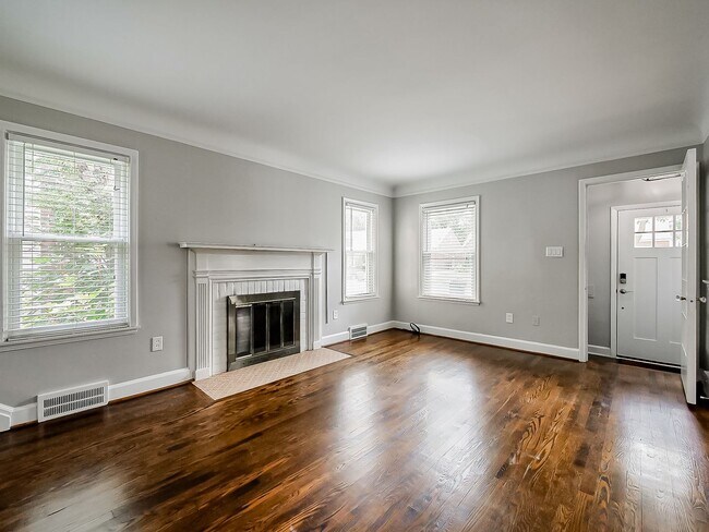 Building Photo - 21530 Olmstead St